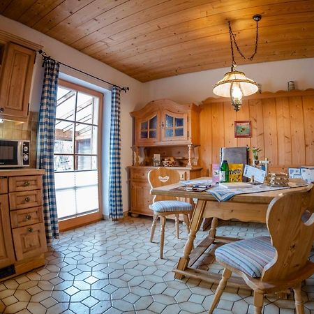 Ferienwohnung Woernerblick ミッテンヴァルト エクステリア 写真