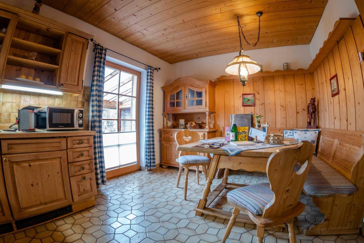 Ferienwohnung Woernerblick ミッテンヴァルト エクステリア 写真