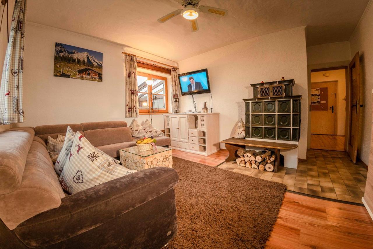 Ferienwohnung Woernerblick ミッテンヴァルト エクステリア 写真